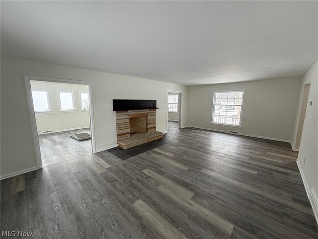 Building Photo - 22350 S Woodland Rd