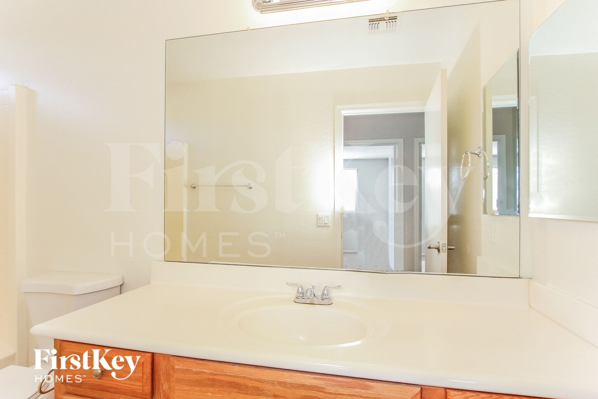 Building Photo - 12694 W Flower St