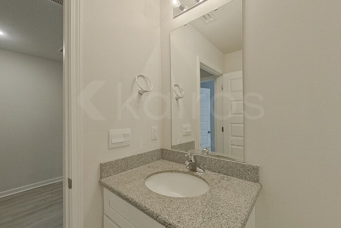 Building Photo - 102 Metalmark Dr