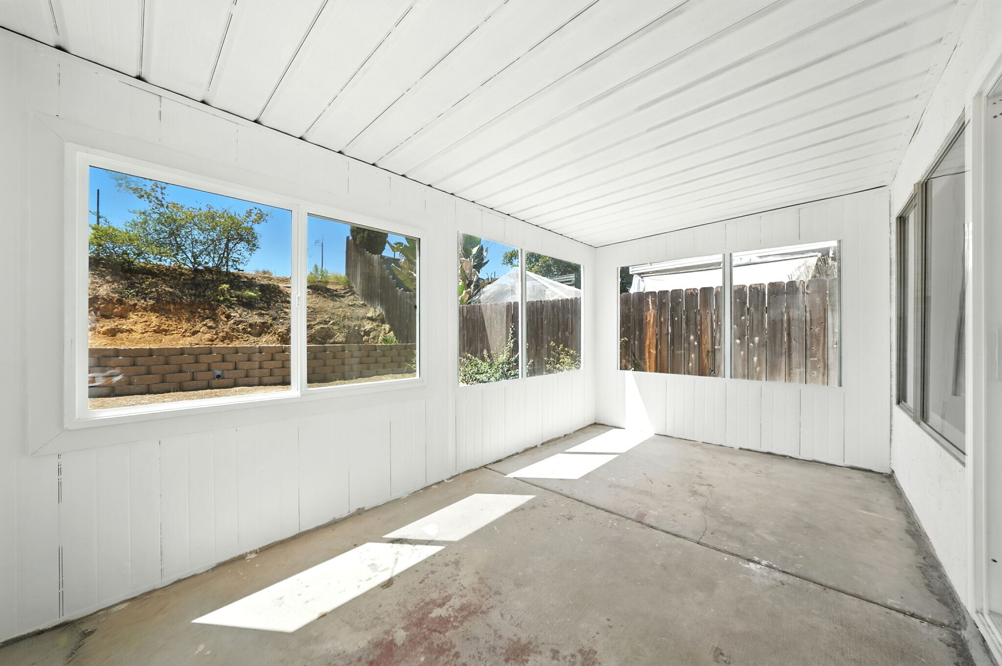 Building Photo - 1921 Terracina Cir