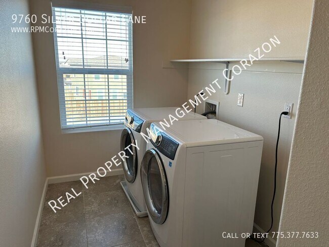 Building Photo - 9760 Silver Dollar Ln