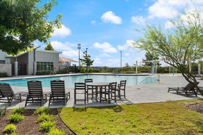 Building Photo - 7410 Sagira Path