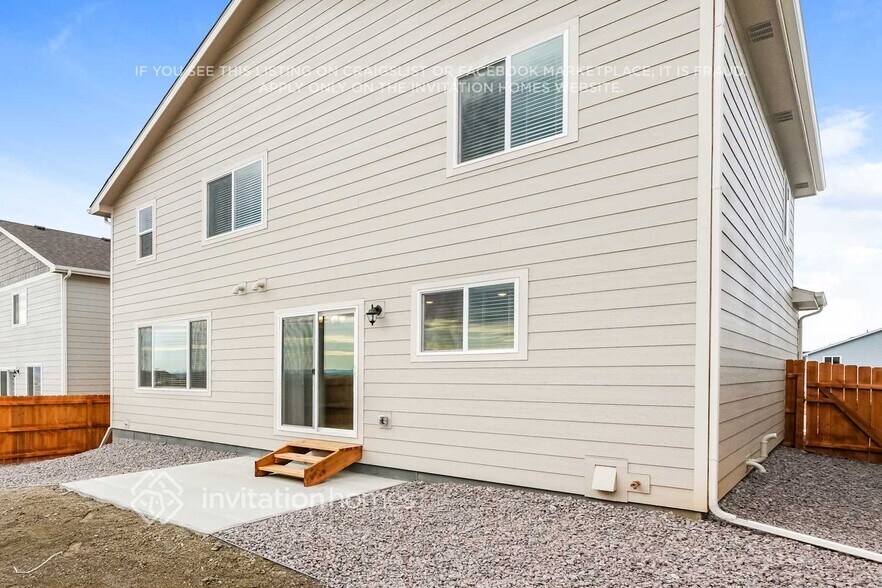 Building Photo - 11811 Mission Peak Pl