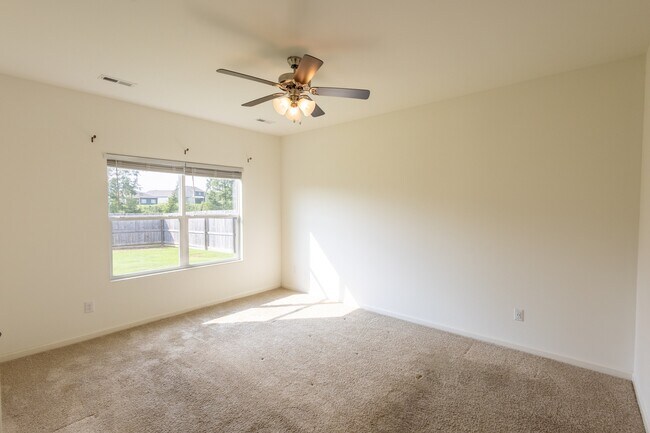 Building Photo - 5791 Mountain View Trl