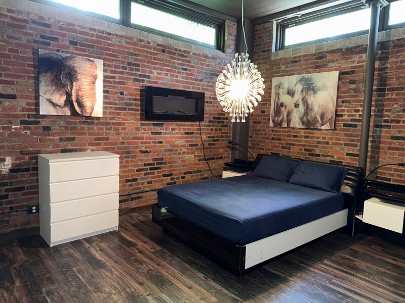 Building Photo - 8205 Franklin Blvd