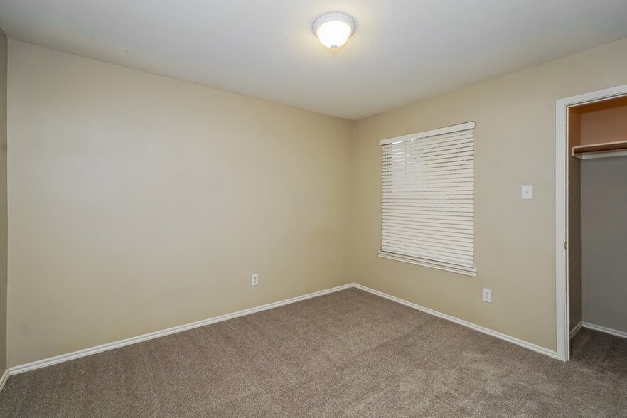 Building Photo - 4413 Corner Brook Ln