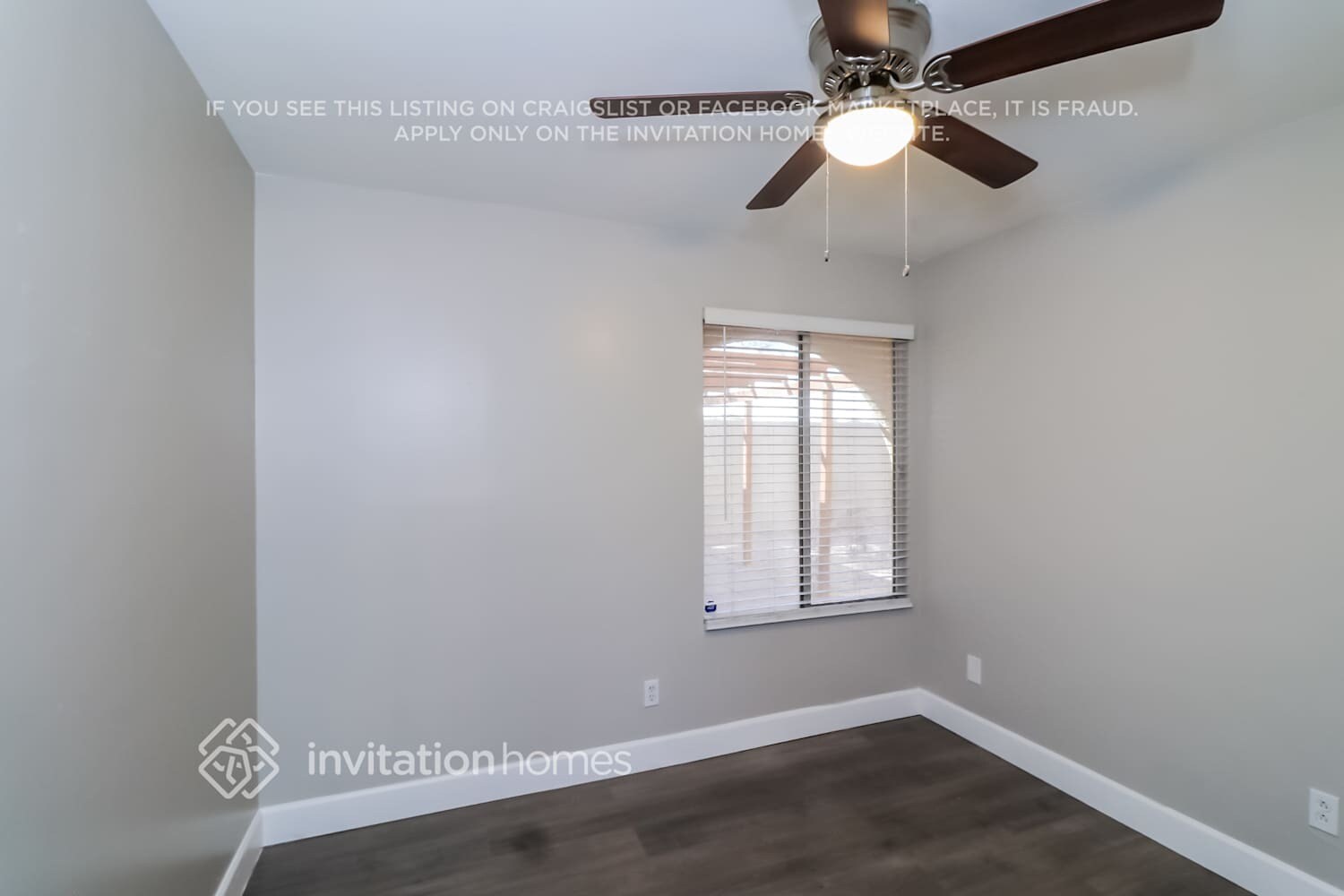 Building Photo - 8931 N 56th Dr