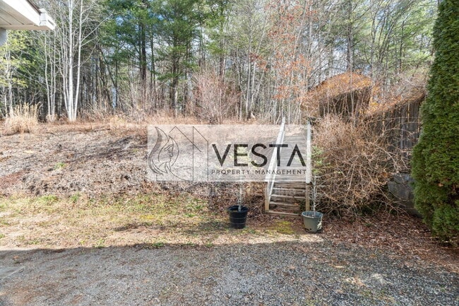 Building Photo - 326 New Salem Rd