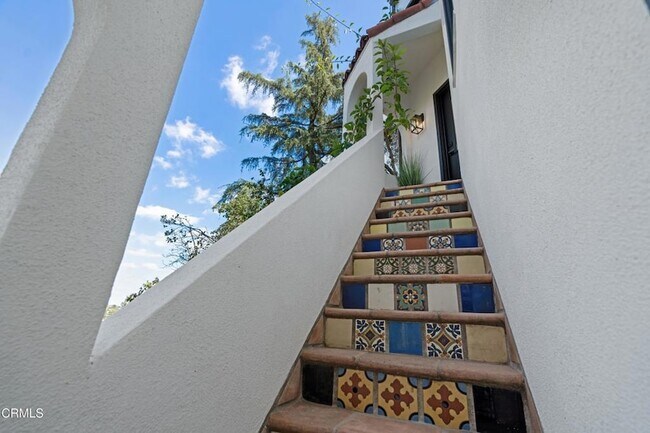 Building Photo - 4480 Sunnycrest Dr