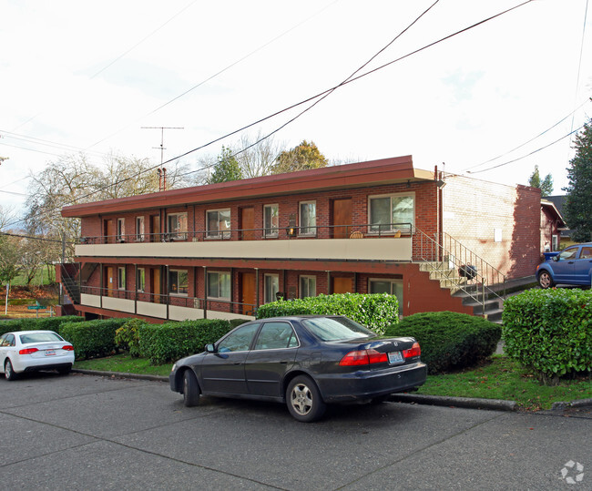 Primary Photo - Canberra Apartments