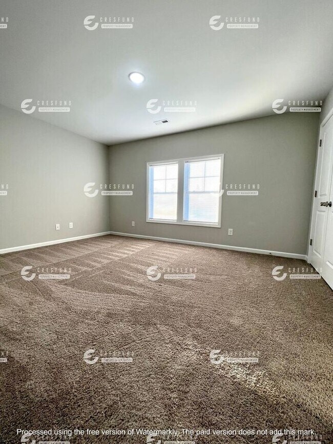Building Photo - 2 bedroom, 2.5 Bath - Ready For Move In To...