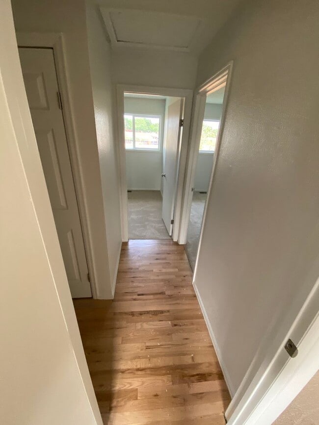 Building Photo - Family Style Home In The Coveted Marsten Neighborhood!