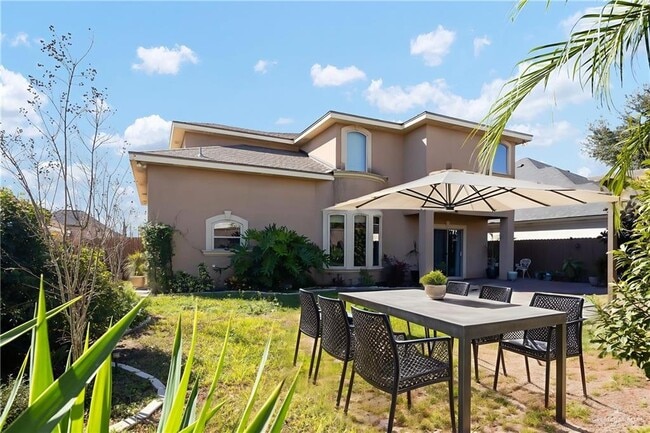 Building Photo - 41 5th St