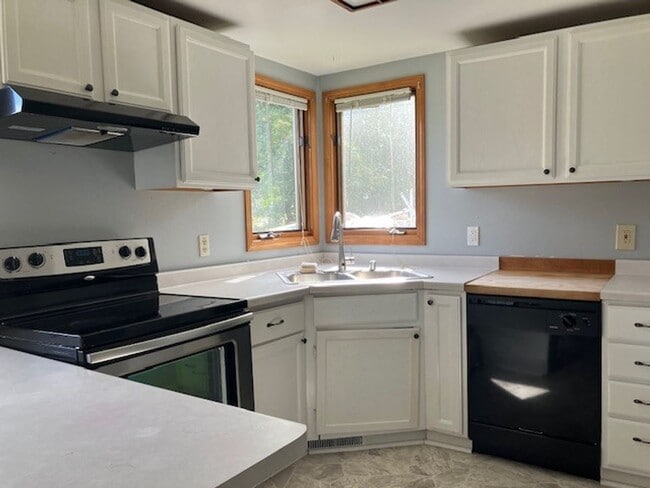 Building Photo - 507-509 W Chestnut