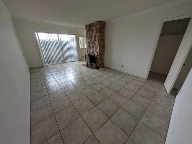 Building Photo - 12235 Pacific Ave