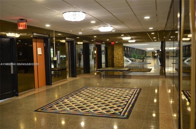 Building Photo - 5555 Collins Ave