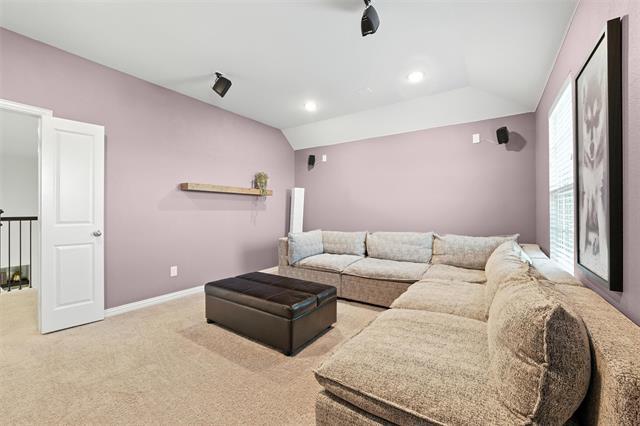 Building Photo - 2141 Olivereta Dr