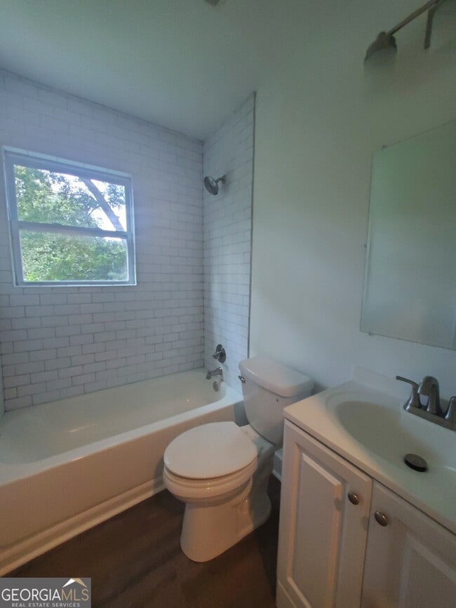 Building Photo - 1167 Mayland Cir SW