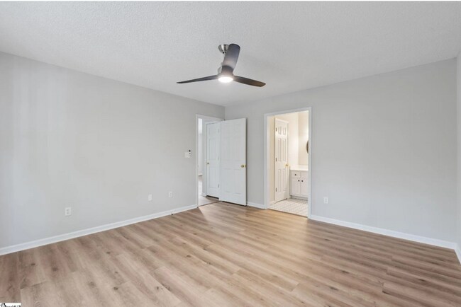 Building Photo - Charming 4/3 Home Downtown Greenville!