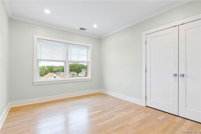 Building Photo - 179 Adelphi Ave