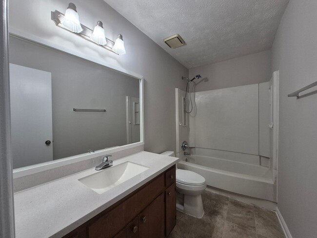 Building Photo - Updated & Move-In Ready 2BR Duplex in the Heart of Lawrenceville!