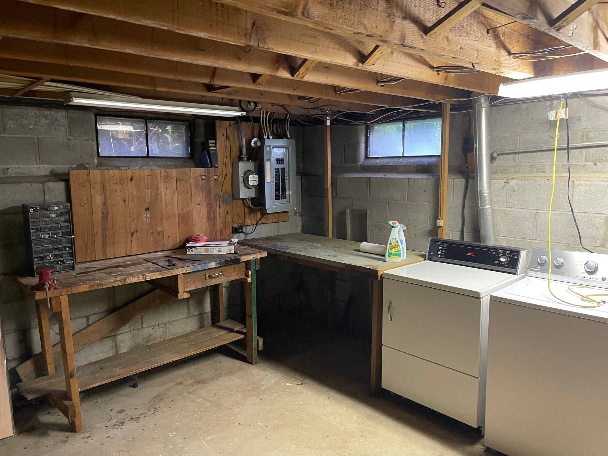 Basement Washer/Dryer - 145 Danforth Cres