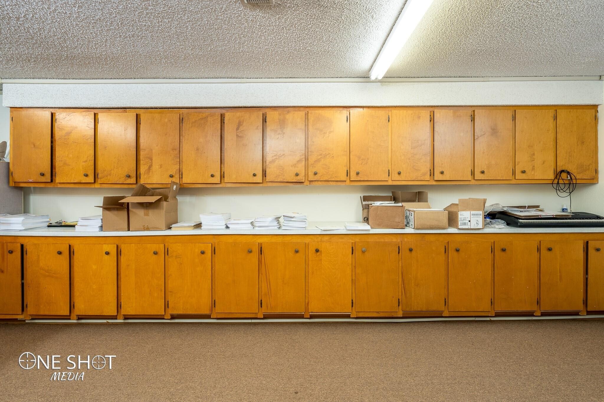 Building Photo - 216 Oak St