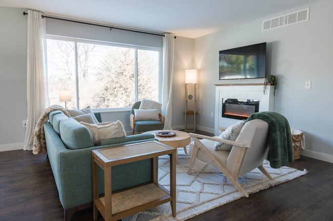 Building Photo - 3062 Barrington Pl