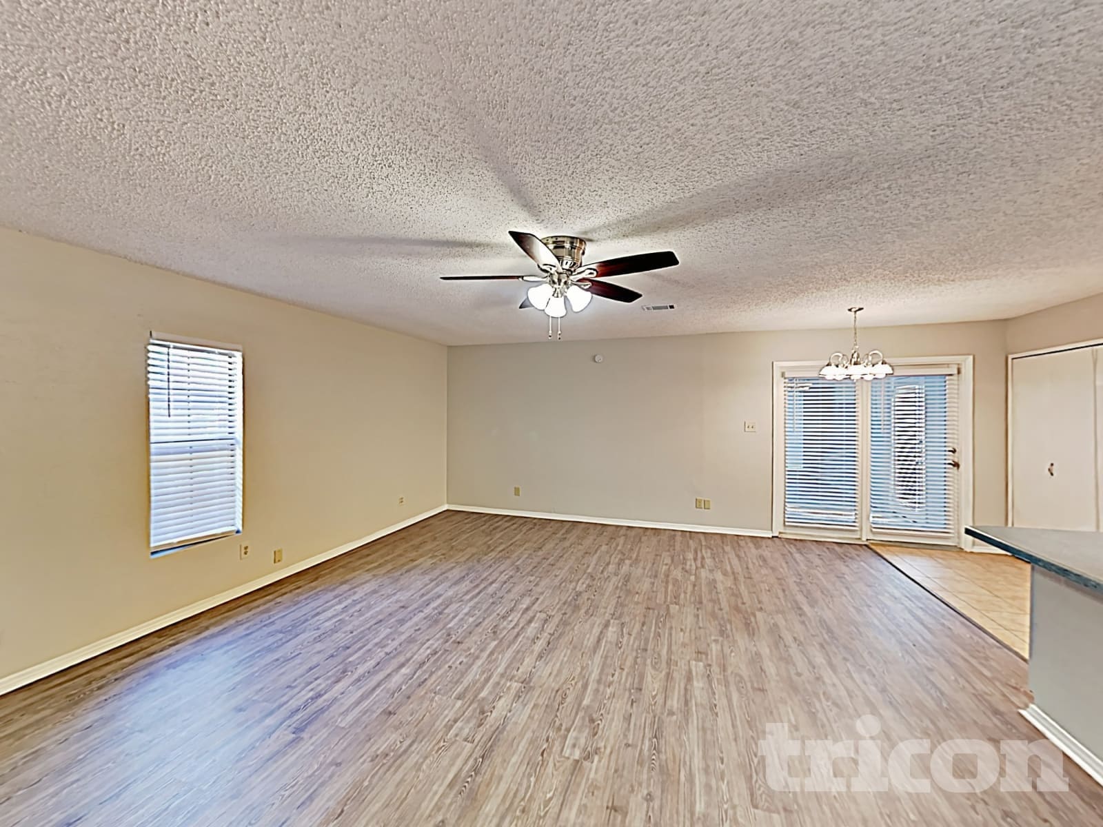Building Photo - 7309 Hedge Dr