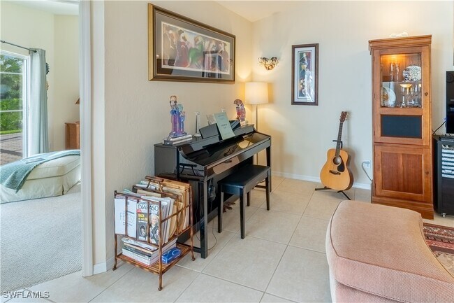 Building Photo - 458 Countryside Dr