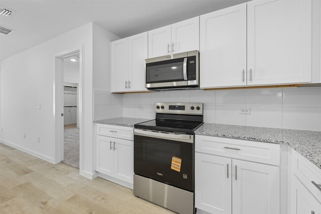 Building Photo - 30527 Bladnoch Ln