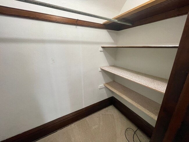 Building Photo - Partially Furnished 3-Bedroom Home in North Fargo!