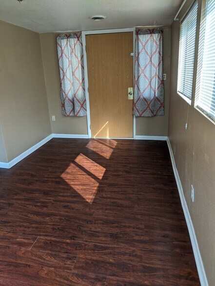 Sunroom - 109 Washington Avenue