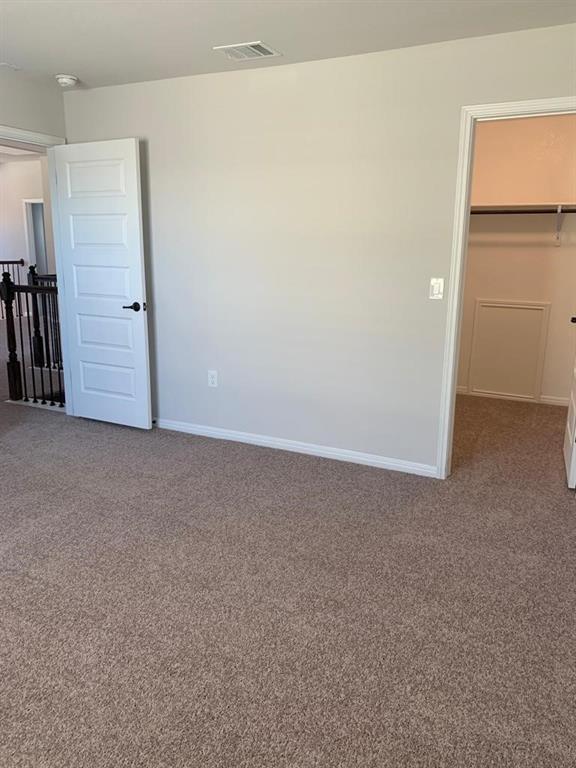 Building Photo - 368 Rend Dr