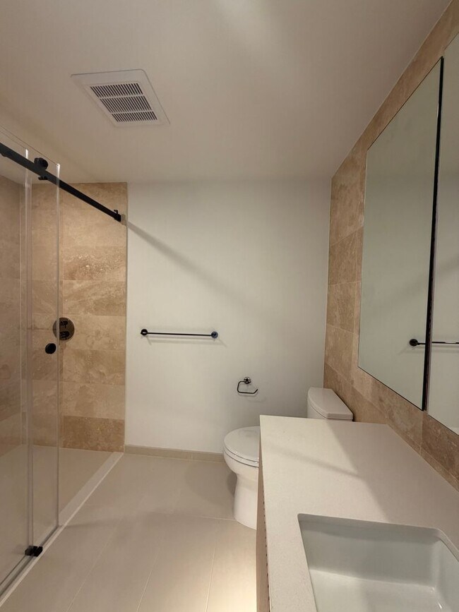 Building Photo - $4200, 1BR/1BA/1PKG Secured, The Park @Ward Village, Luxury Living