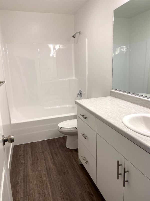 Building Photo - 424 W 40 S