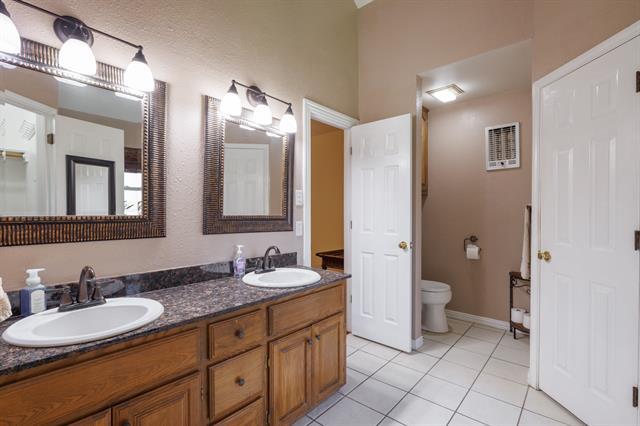 Building Photo - 3726 Pensacola Dr