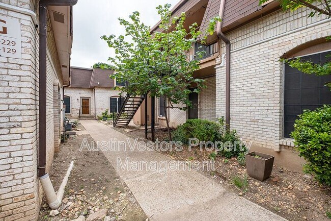 Building Photo - 7801 Shoal Creek Blvd