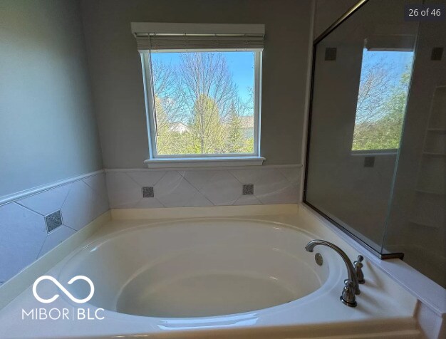 Building Photo - 12423 Windbush Way