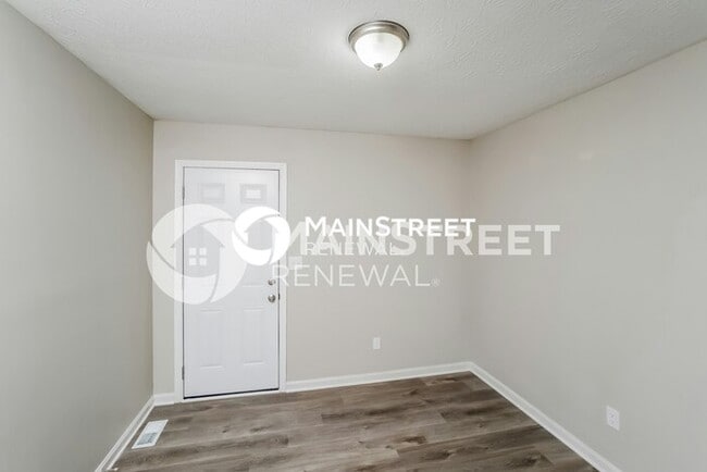 Building Photo - 2 Bedroom Pet-Friendly Home in Louisville,...
