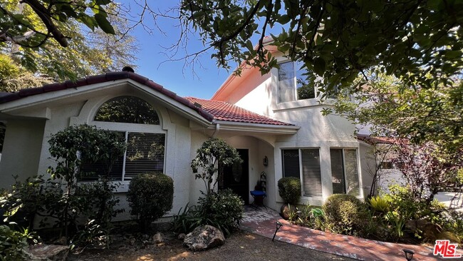 Building Photo - 29934 Triunfo Dr