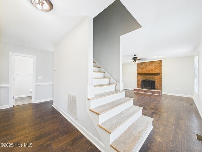 Building Photo - 10917 Fanny Brown Rd