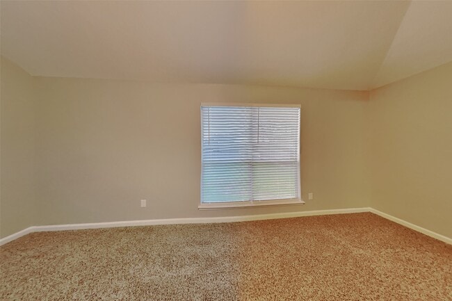 Building Photo - 24210 Shaw Perry Ln