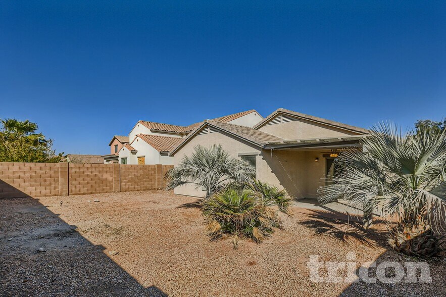 Building Photo - 2244 S 238th Ln