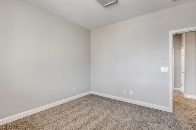 Building Photo - 7116 Boomer Beach St