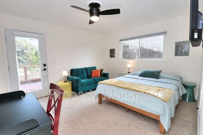 Building Photo - 6906 Pin Oak Ct