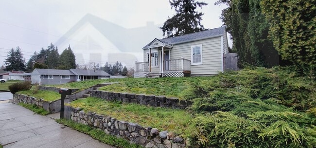 Building Photo - Gorgeous 2 bd House near Point Defiance and Proctor District!