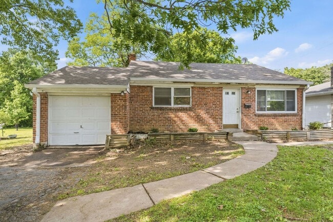 Building Photo - Delhi-Charming 2Bed 1 bath home