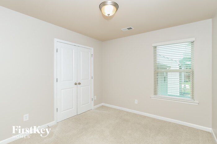 Building Photo - 169 Southwind Cir