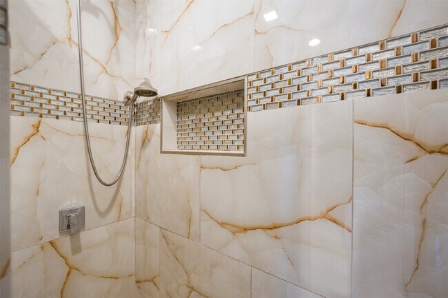 Building Photo - 3203 Golden Willow Dr